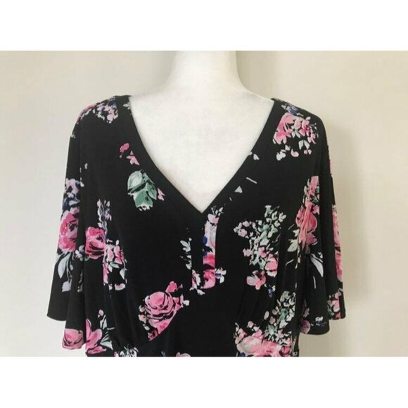 TORRID Short Sleeve Top Size 3 Stretchy Jersey Knit Peplum Black Pink Floral - Picture 3 of 7